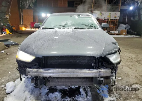 2013 Audi A4 Premium z USA, uszkodzony, nr VIN WAUBFAFL1DN022254